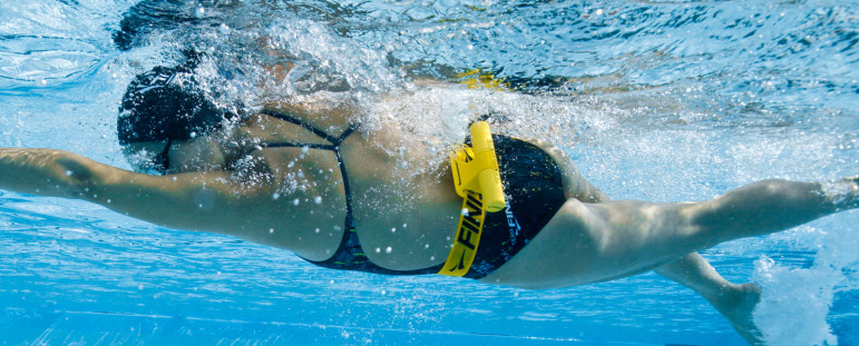 NATACIÓN: El cinturón que te ayuda a mejorar tu rotación al nadar