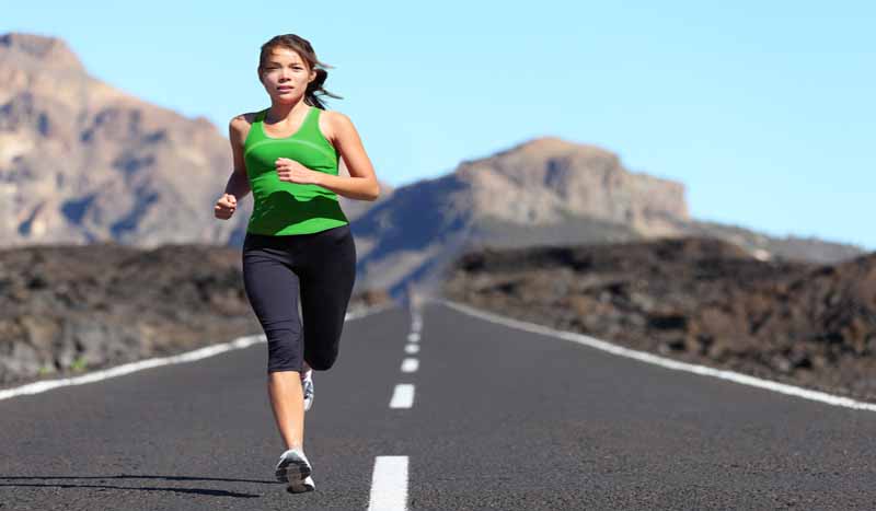 Empieza a correr y pierde peso