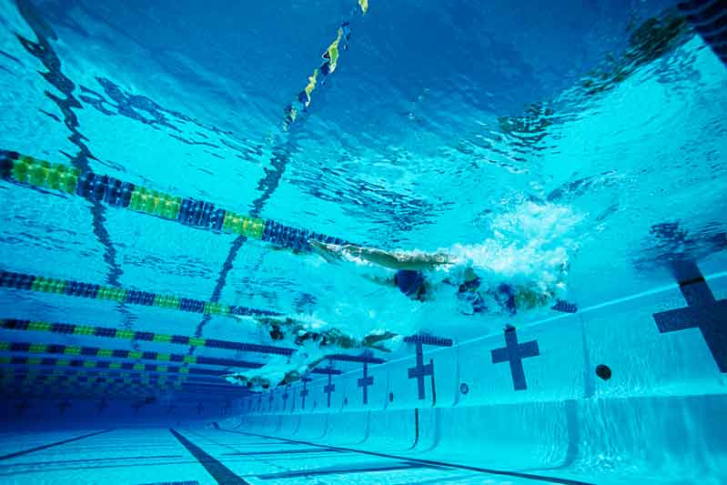 Combina el running con la natación
